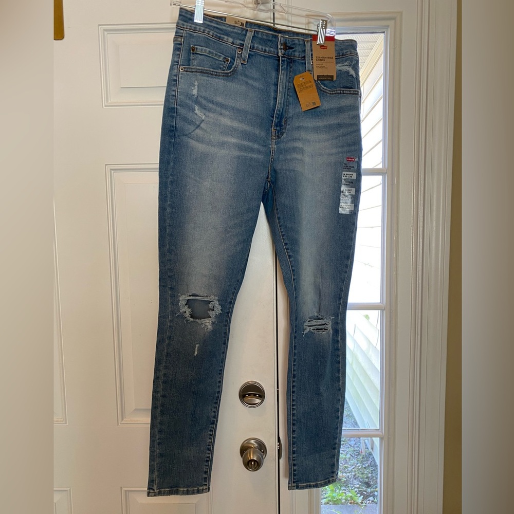 NWT Levi’s 721 High-Rise Skinny Jeans